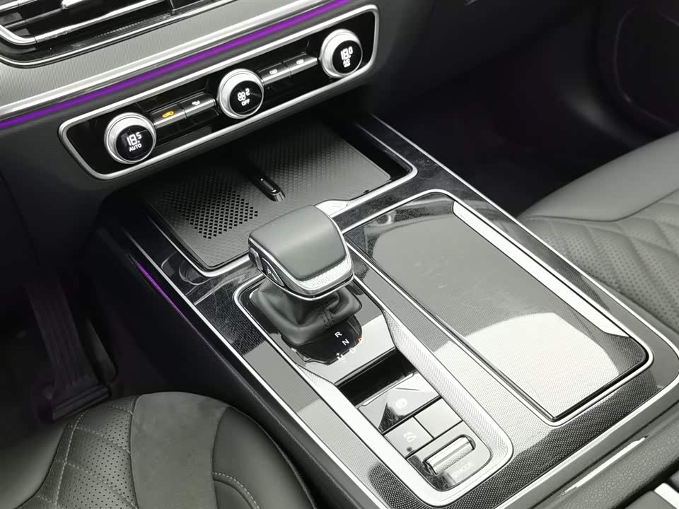 Hongqi HS5 Hongqi HS5