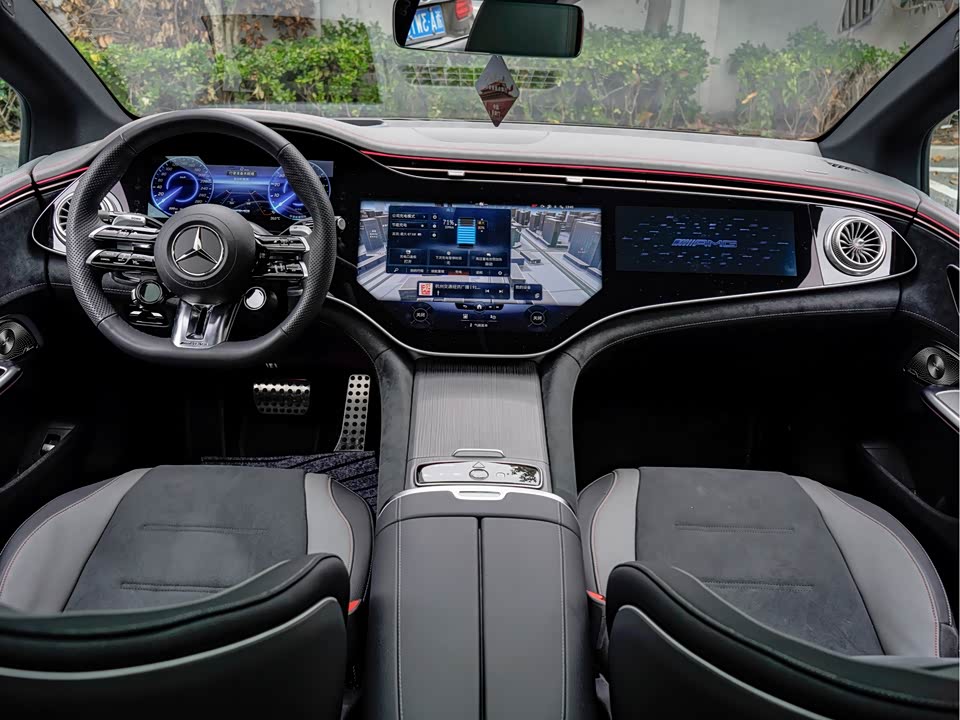 Mercedes-Benz EQE AMG