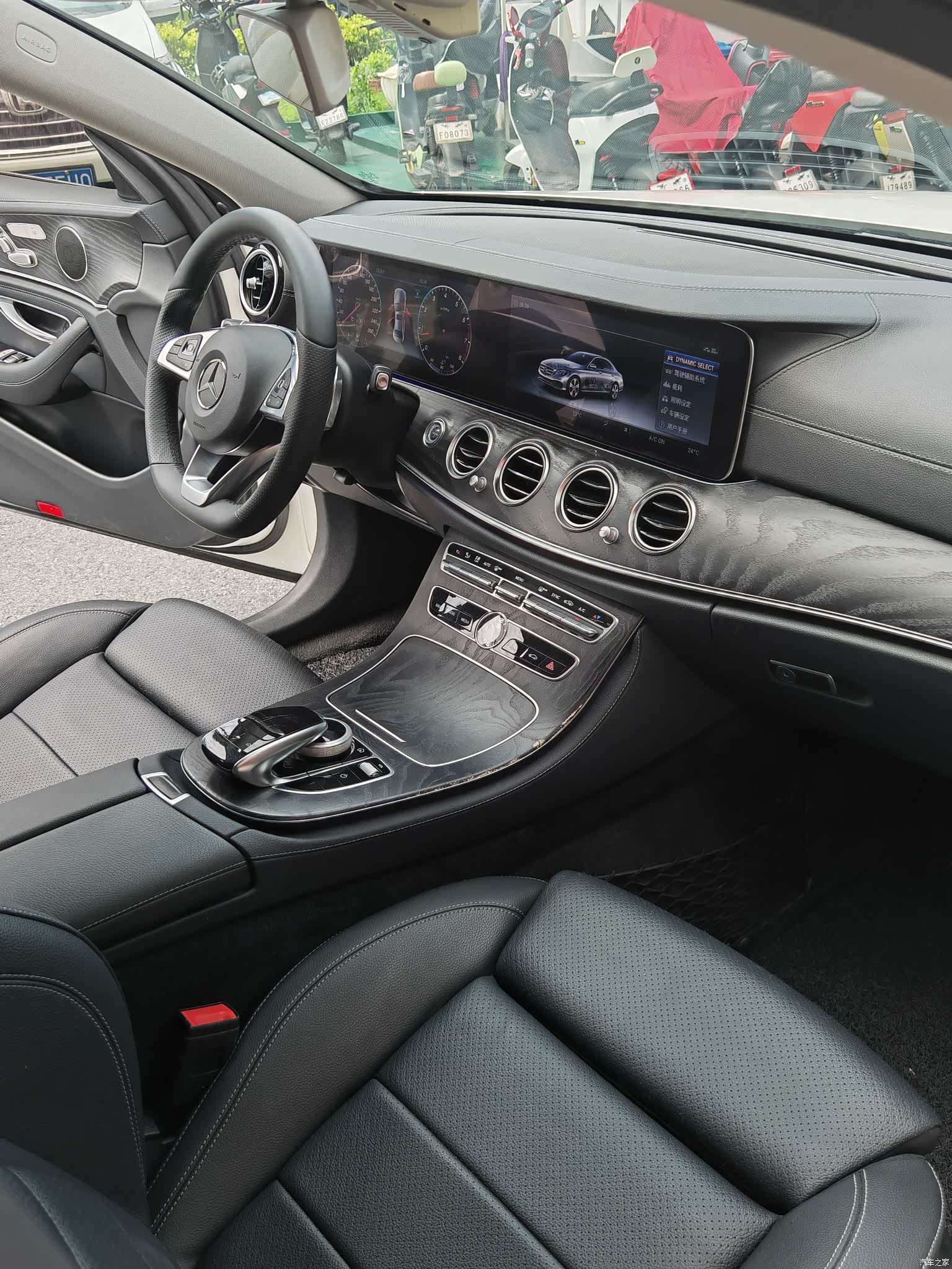 Mercedes-Benz E-Class, 2018 15