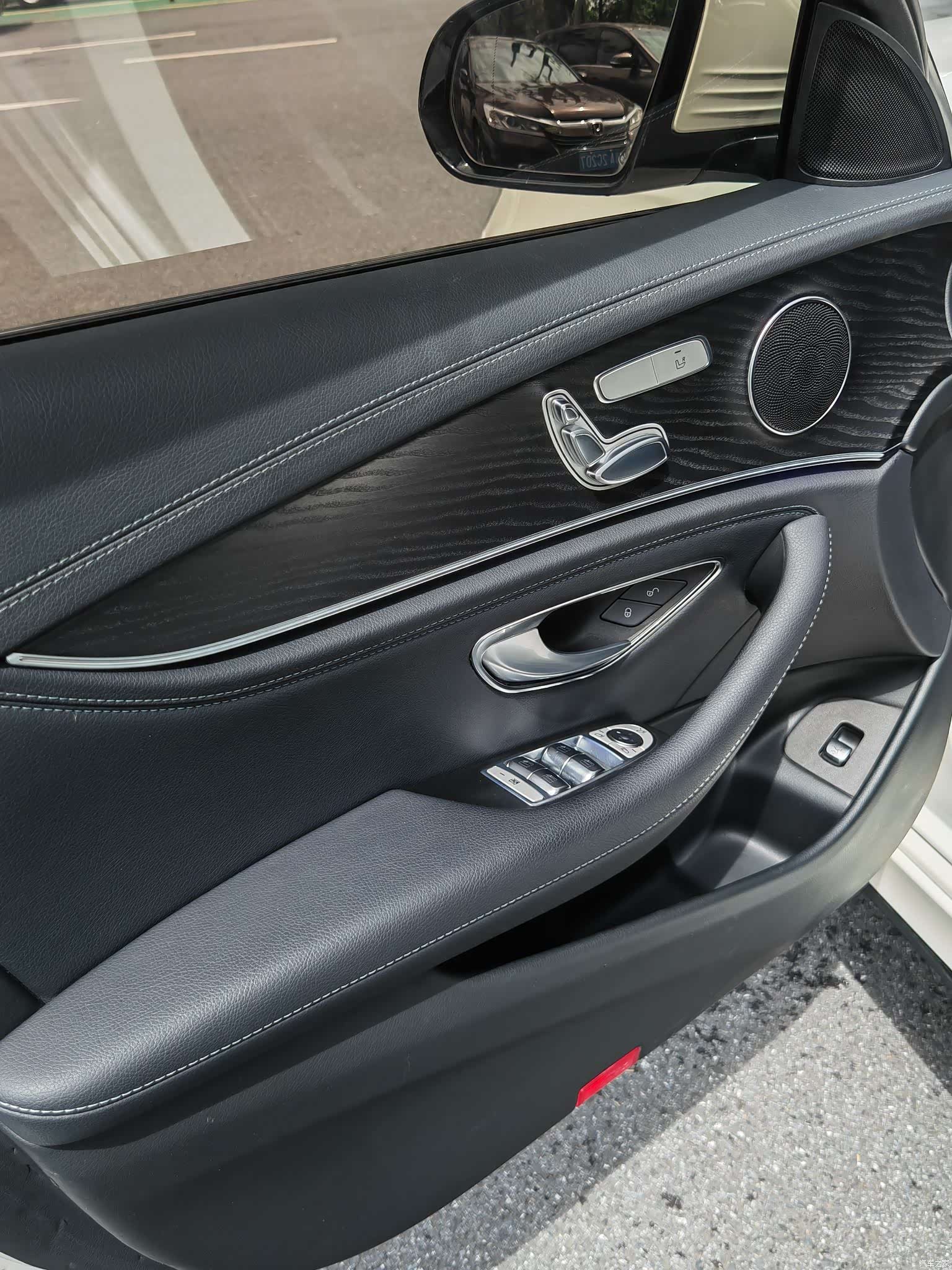 Mercedes-Benz E-Class, 2018 12