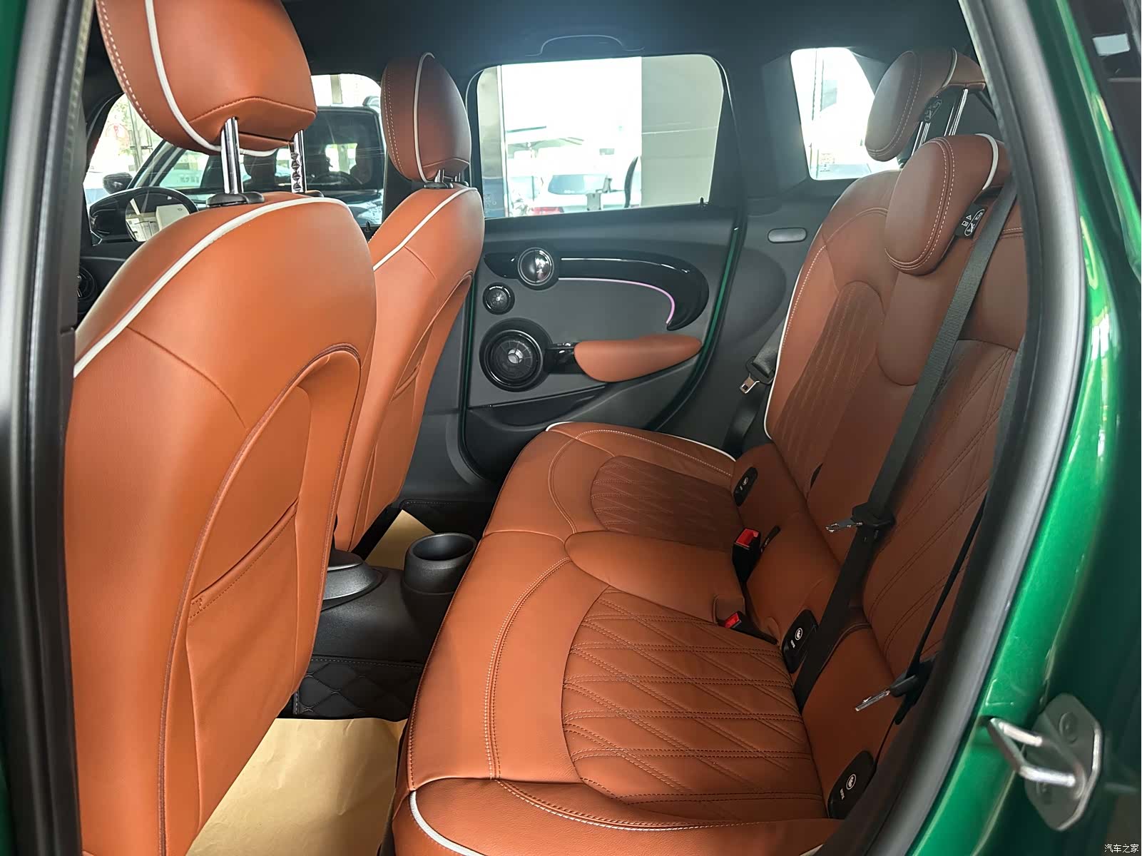 Mini Cooper, 2024 12