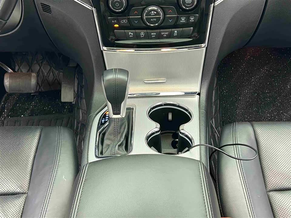 Jeep Grand Cherokee Jeep Grand Cherokee