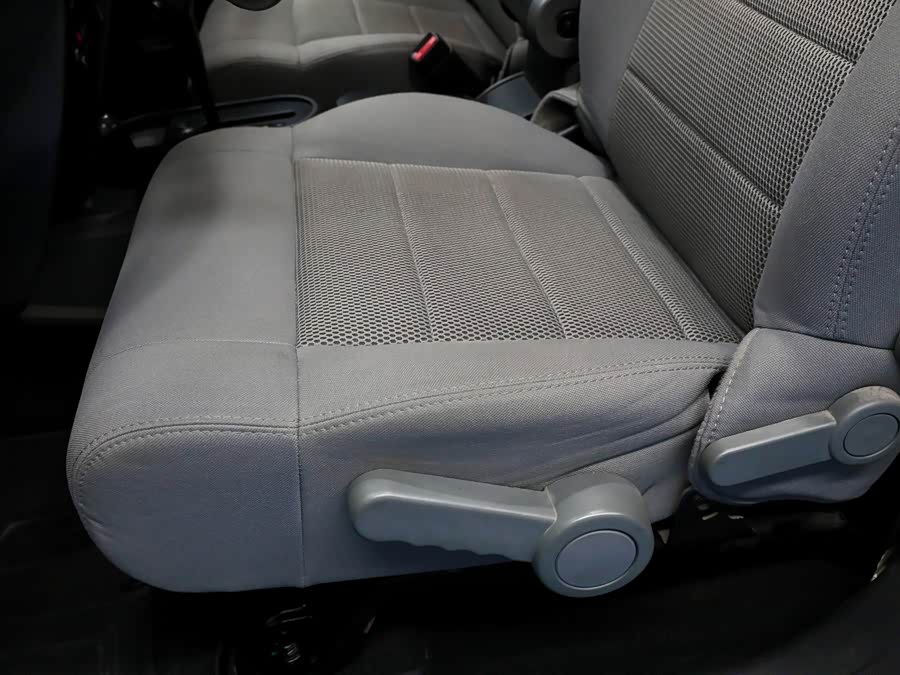 Jeep Wrangler 2010, фото 16
