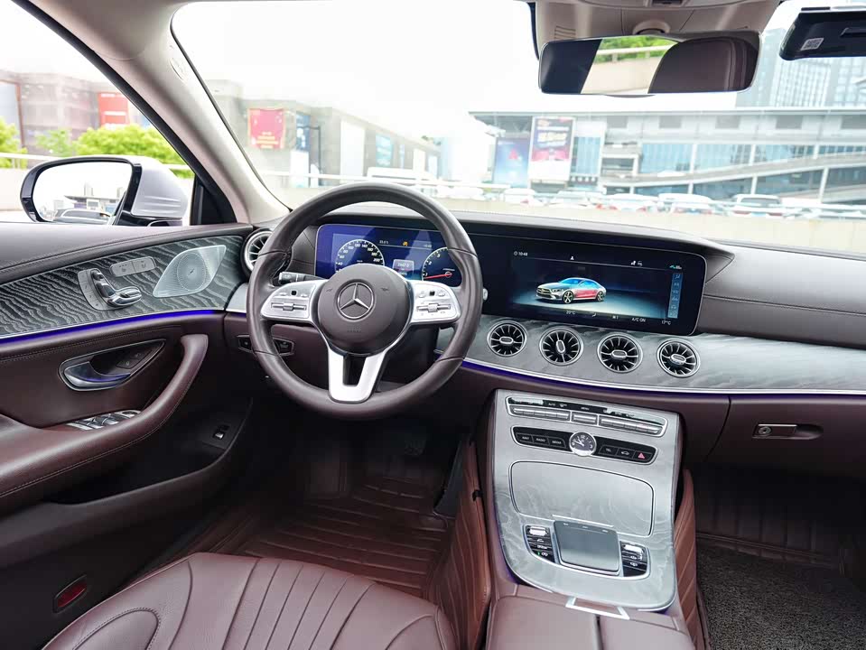 Mercedes-Benz CLS Mercedes-Benz CLS