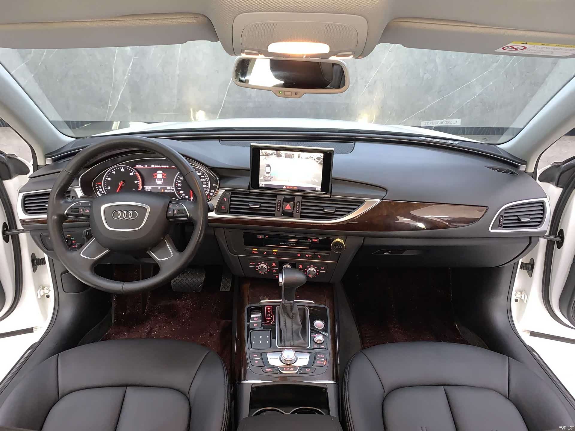 Audi A6L, 2015 12