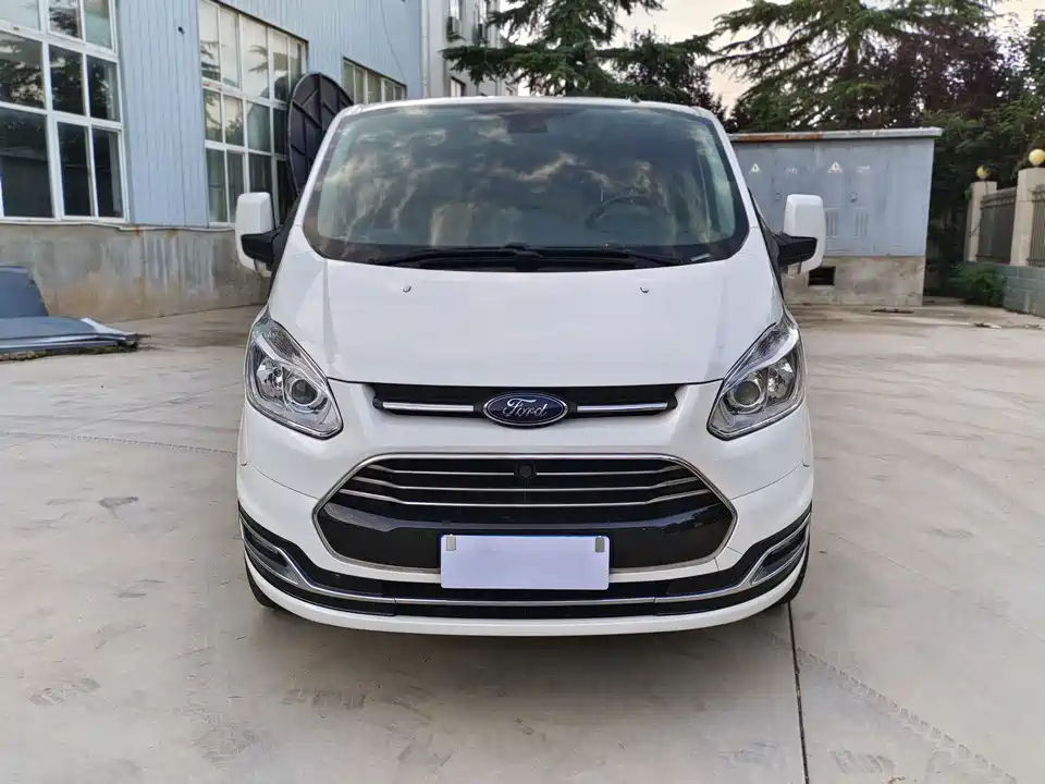 Ford Touruiou