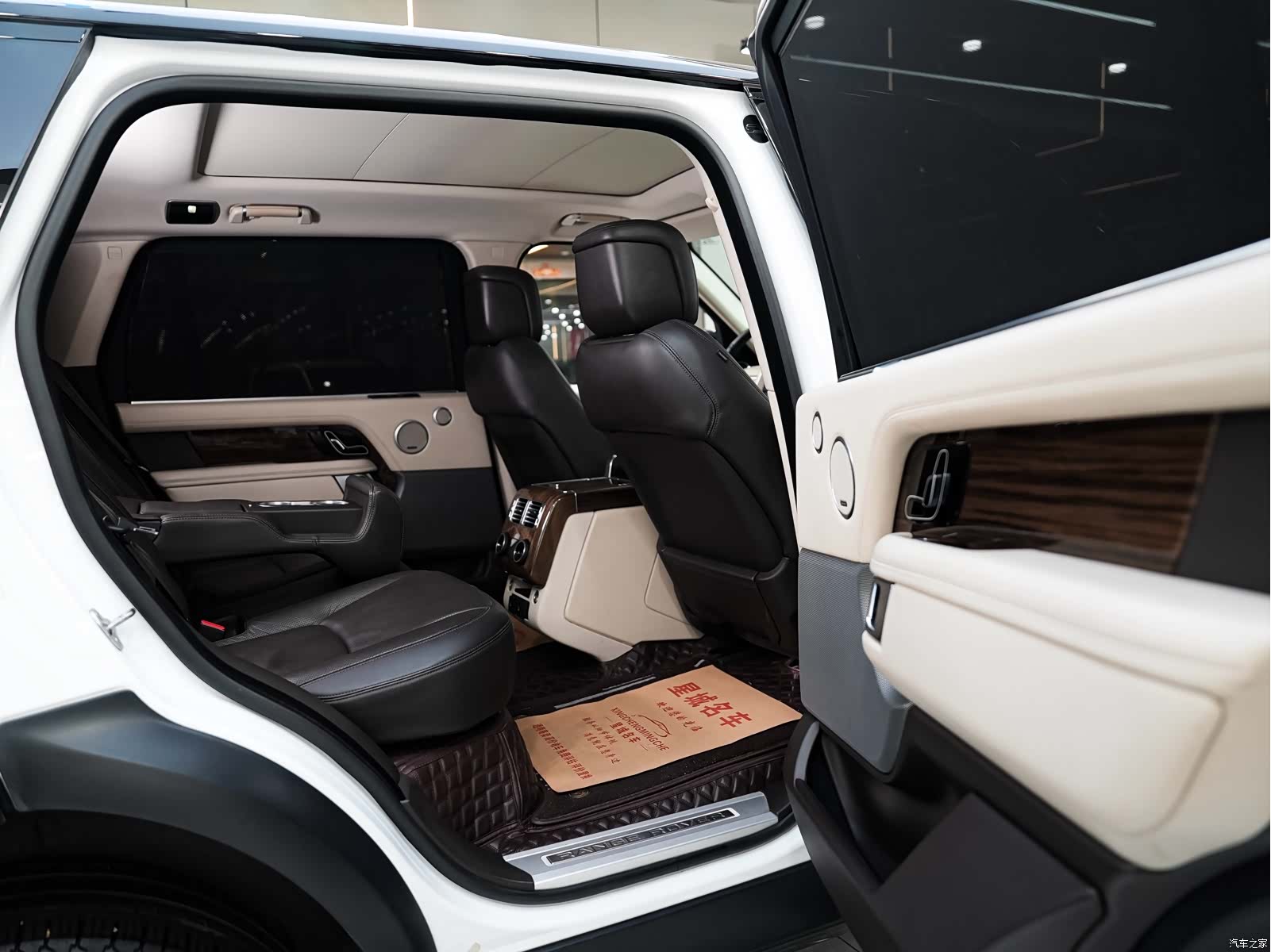 Land Rover Range Rover, 2018 12