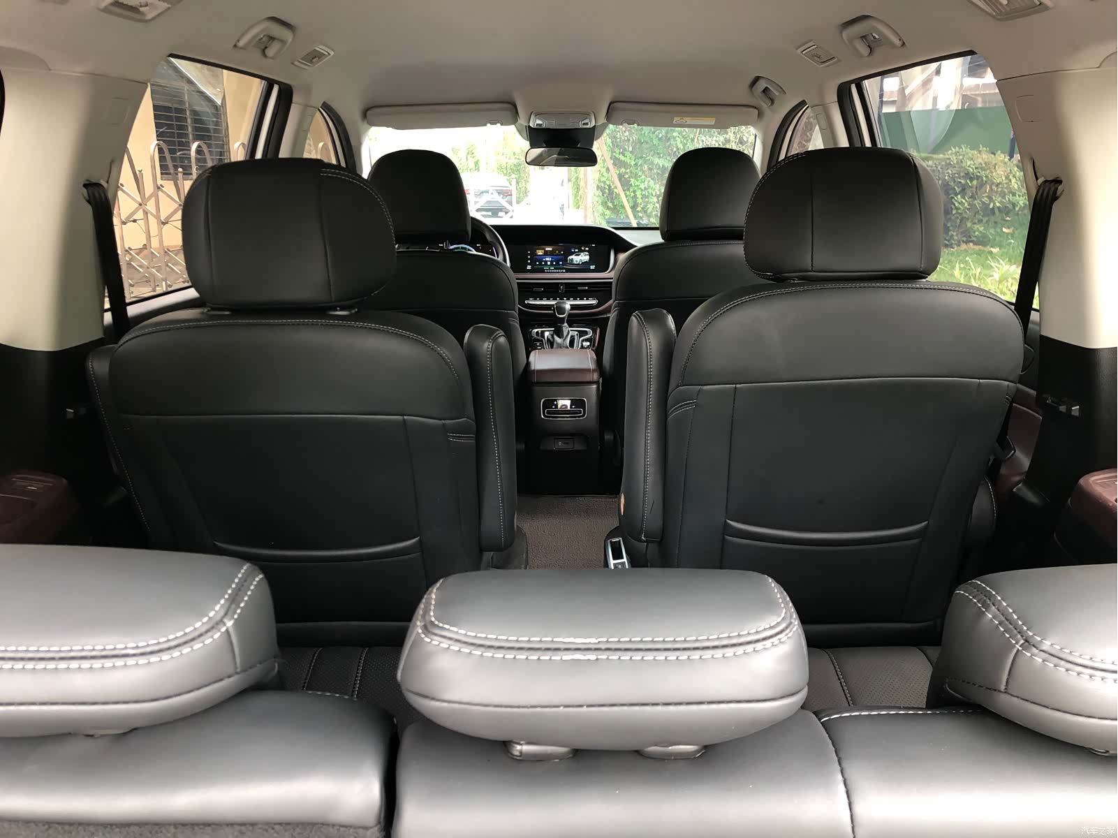 Trumpchi M6, 2023 11