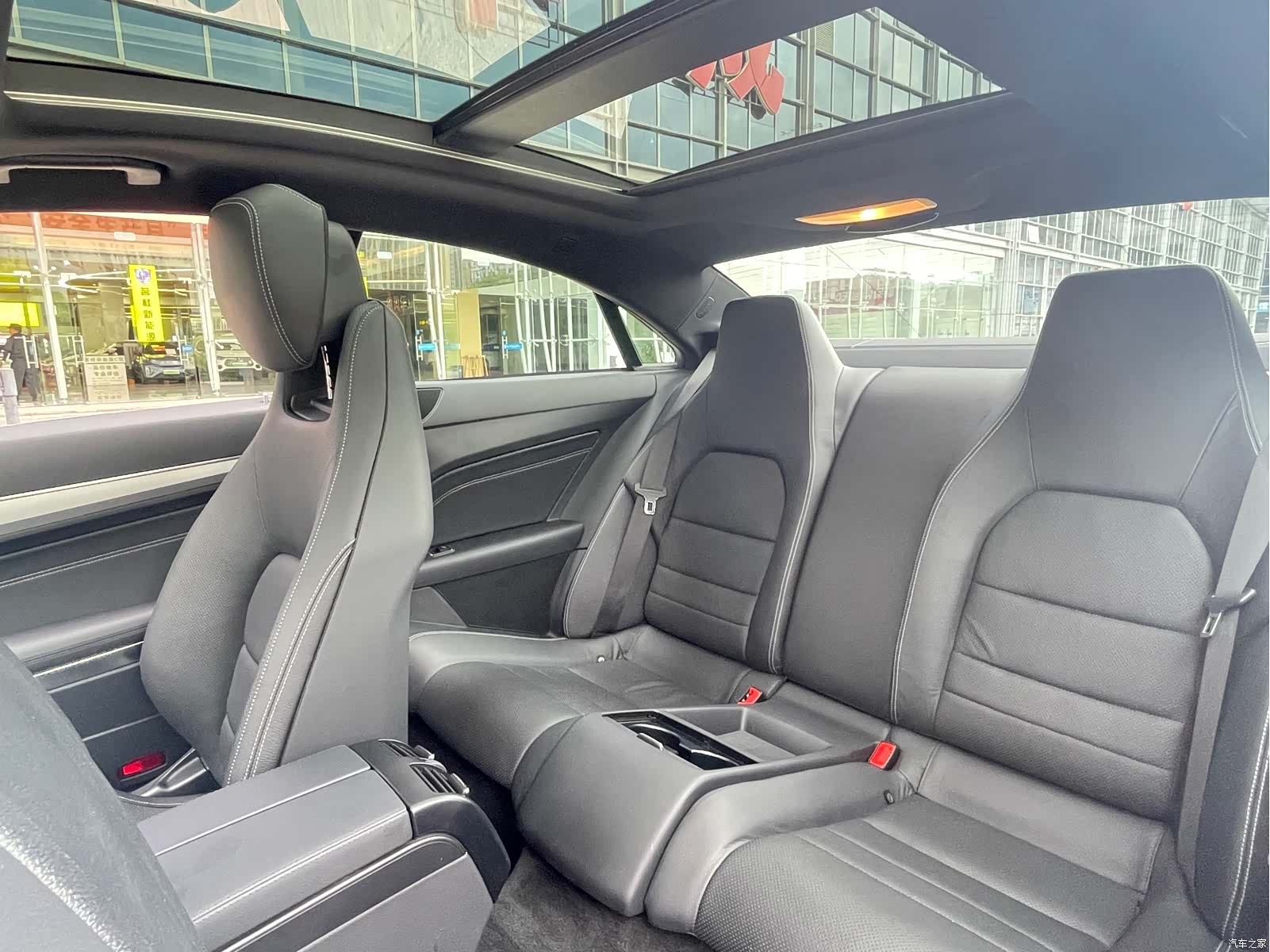 Mercedes-Benz E-Class, 2016 11