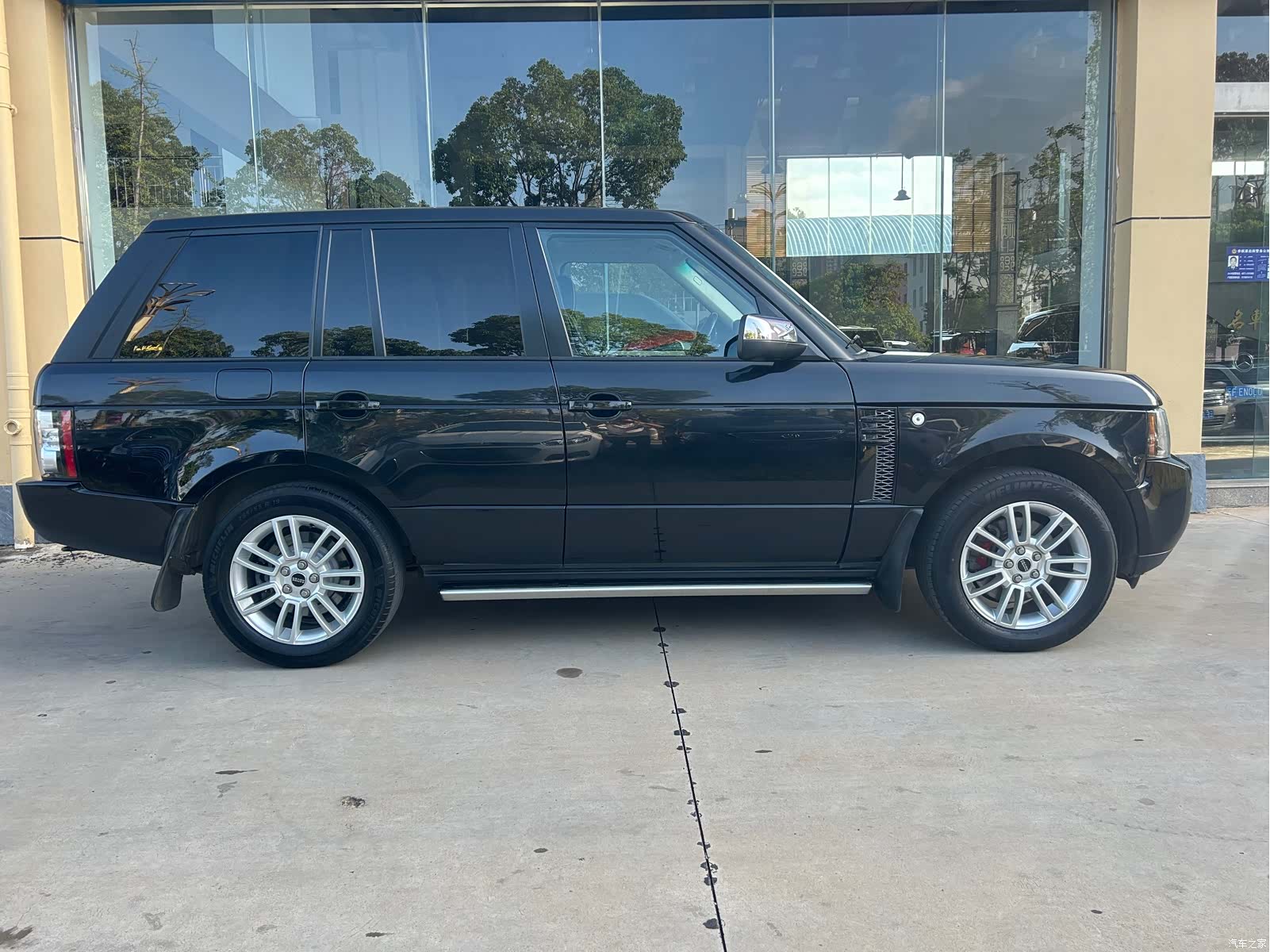 Land Rover Range Rover, 2012 7