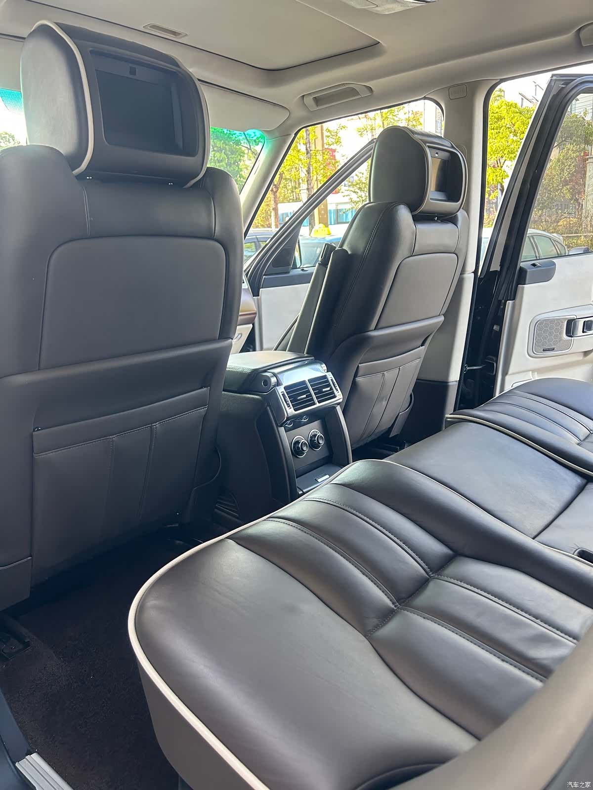 Land Rover Range Rover, 2012 10