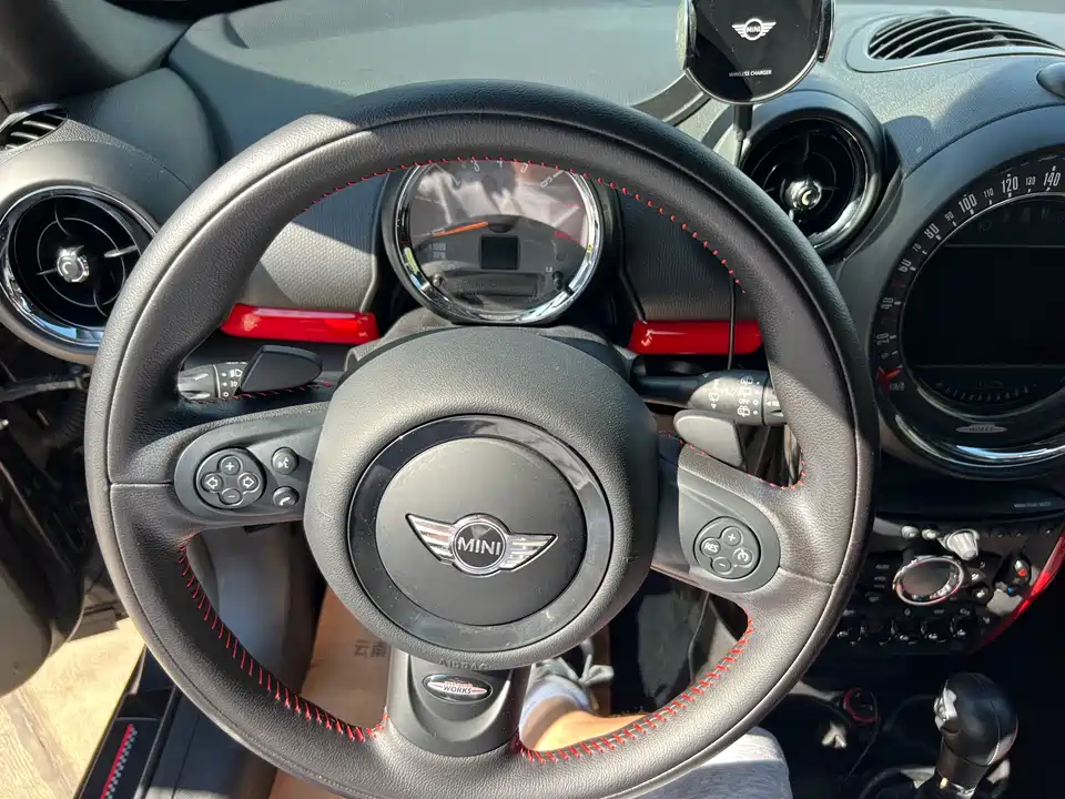 MINI JCW COUNTRYMAN