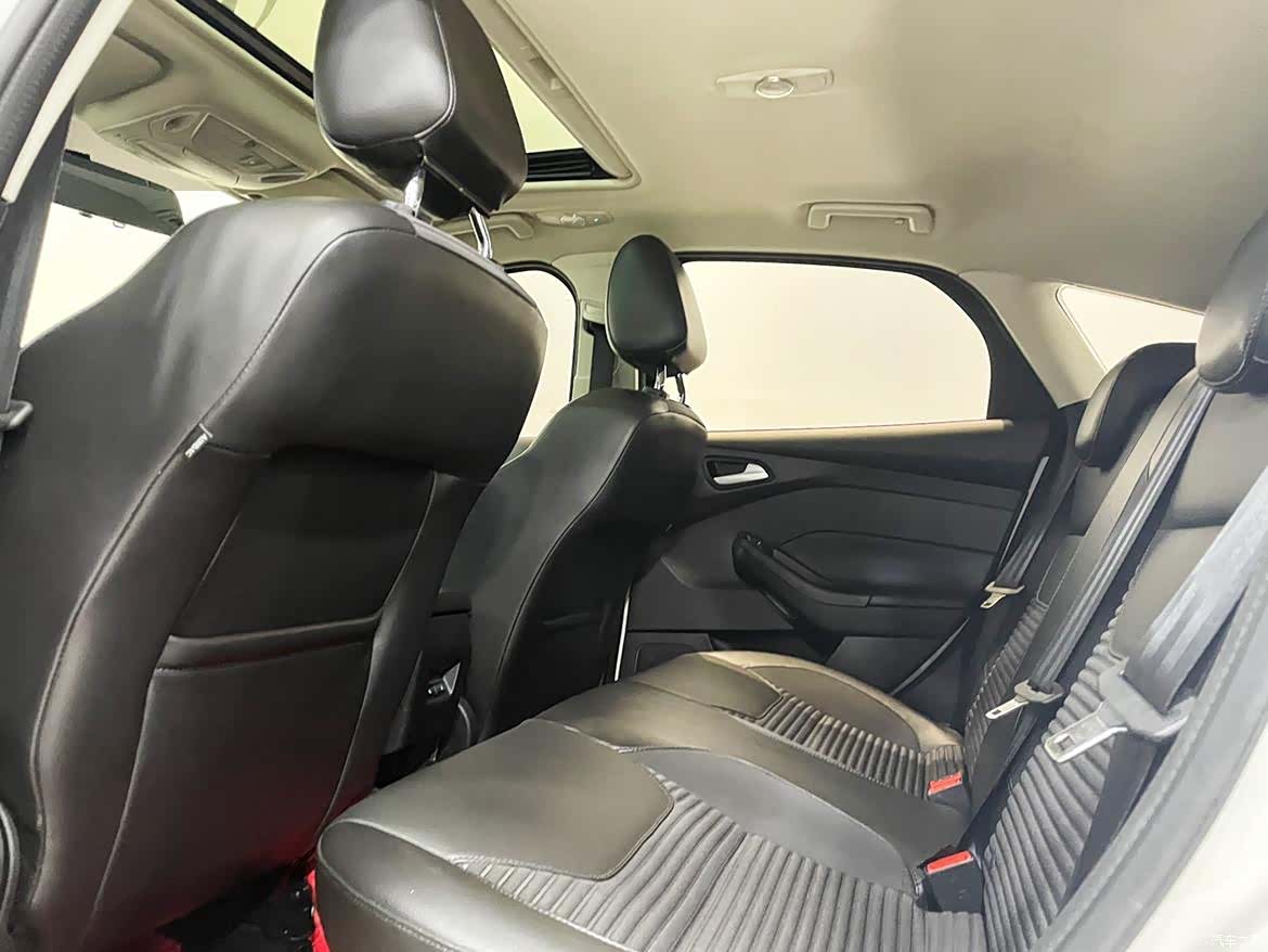 Ford Focus, 2019 16