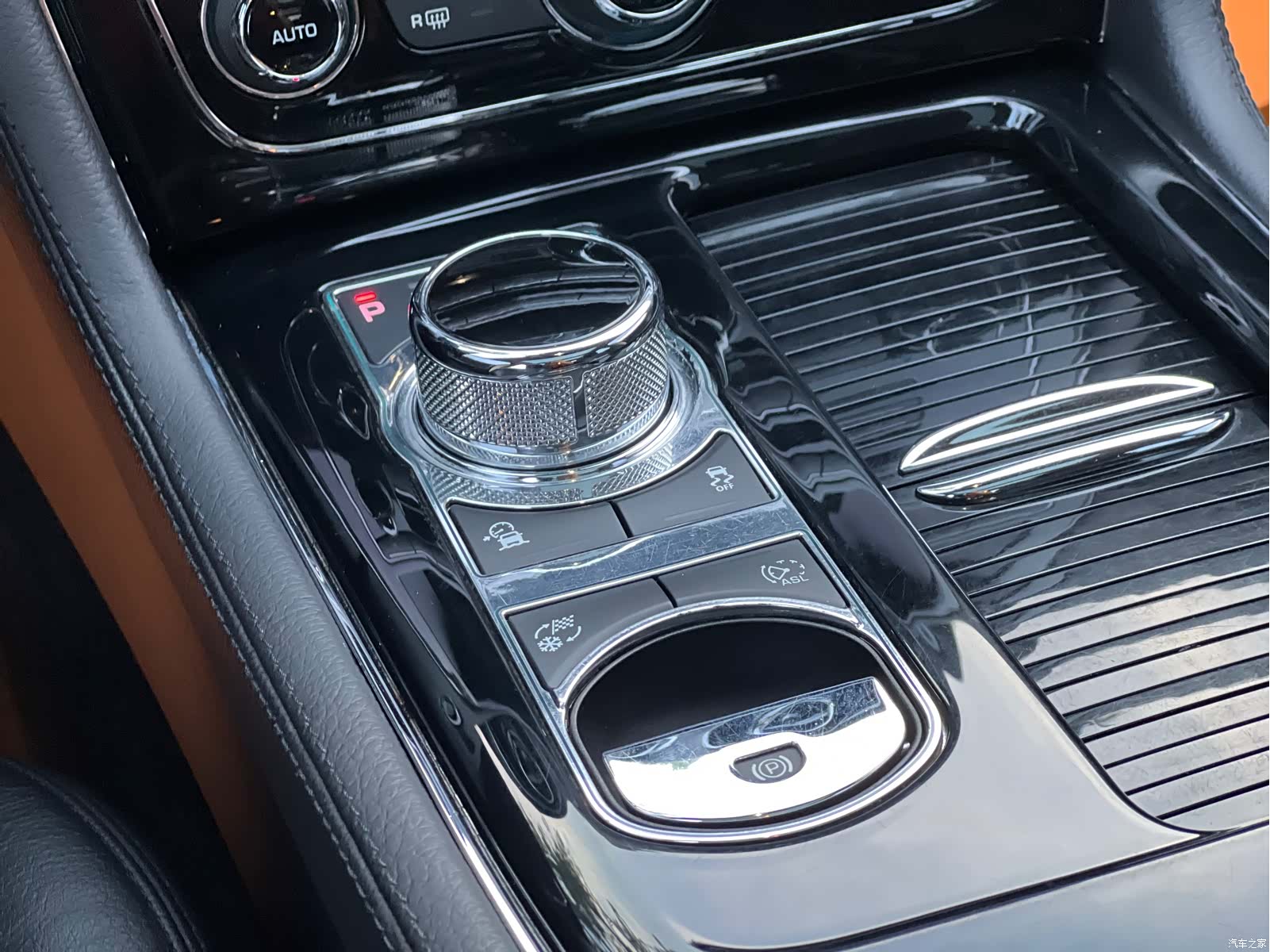 Jaguar XJ, 2016 21