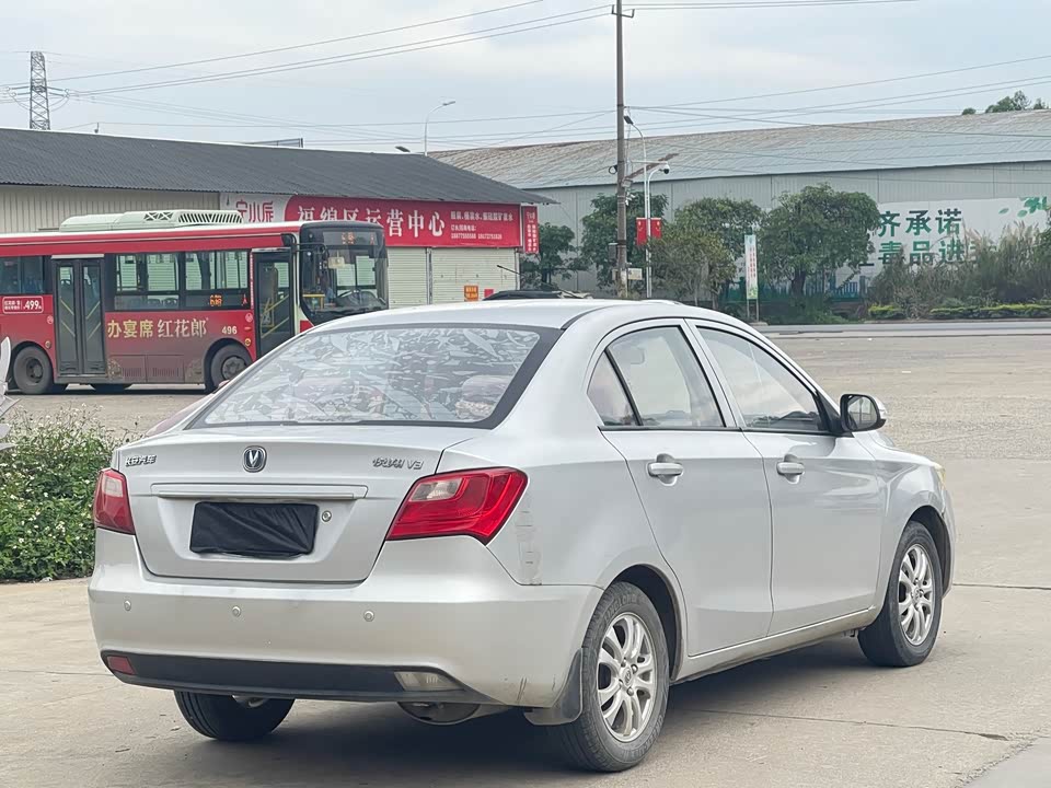 Changan Yuexiang V3
