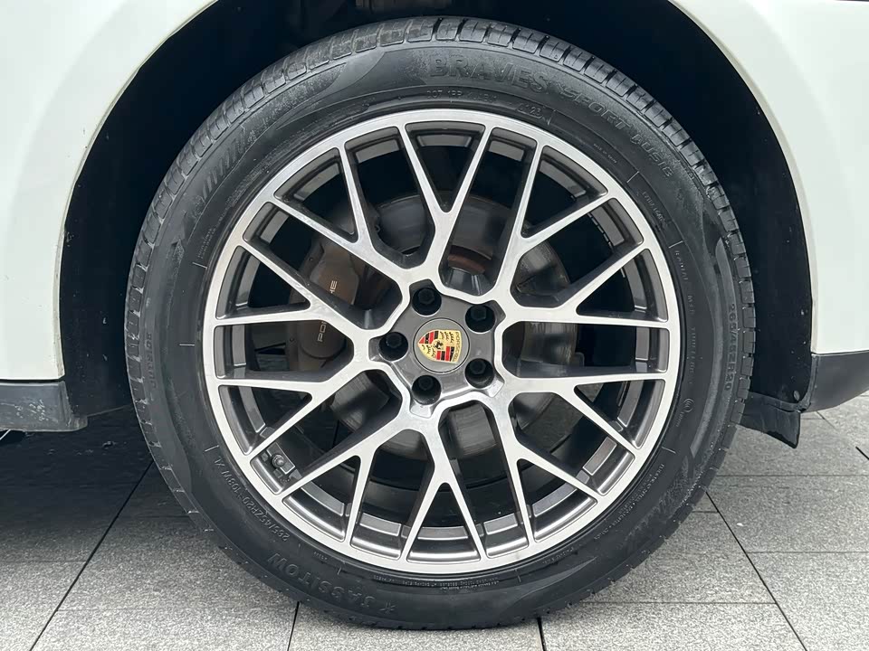 Porsche Macan Porsche Macan
