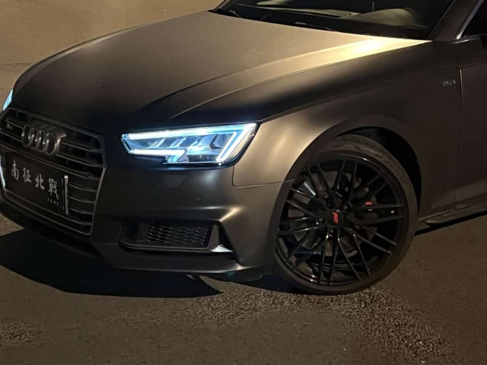Audi S4 Audi S4