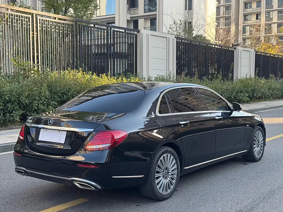 Mercedes Benz E-Class