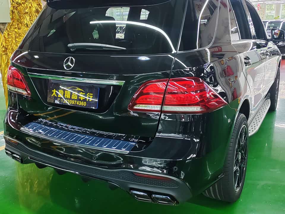 Mercedes-Benz GLE Mercedes-Benz GLE