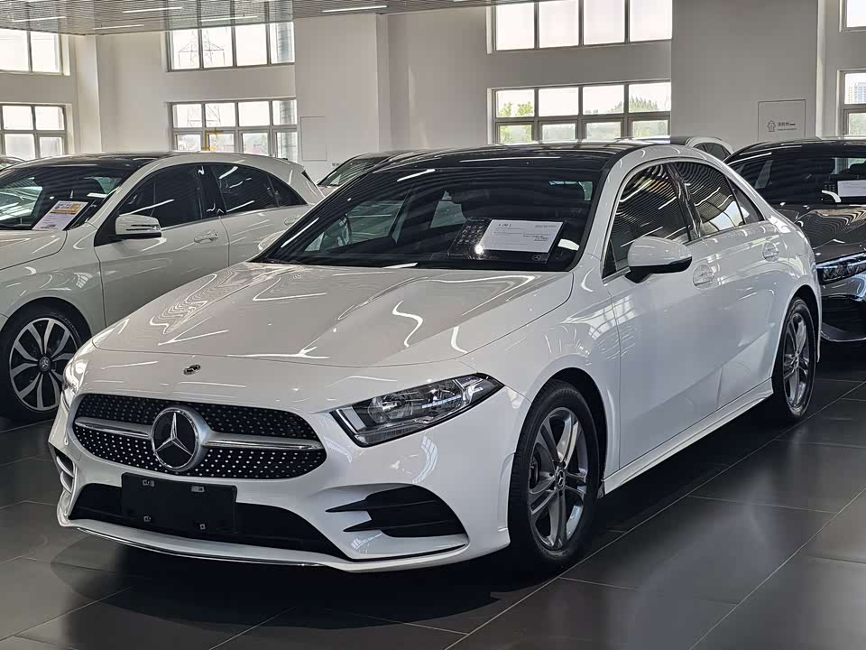 Mercedes-Benz Class A Mercedes-Benz Class A