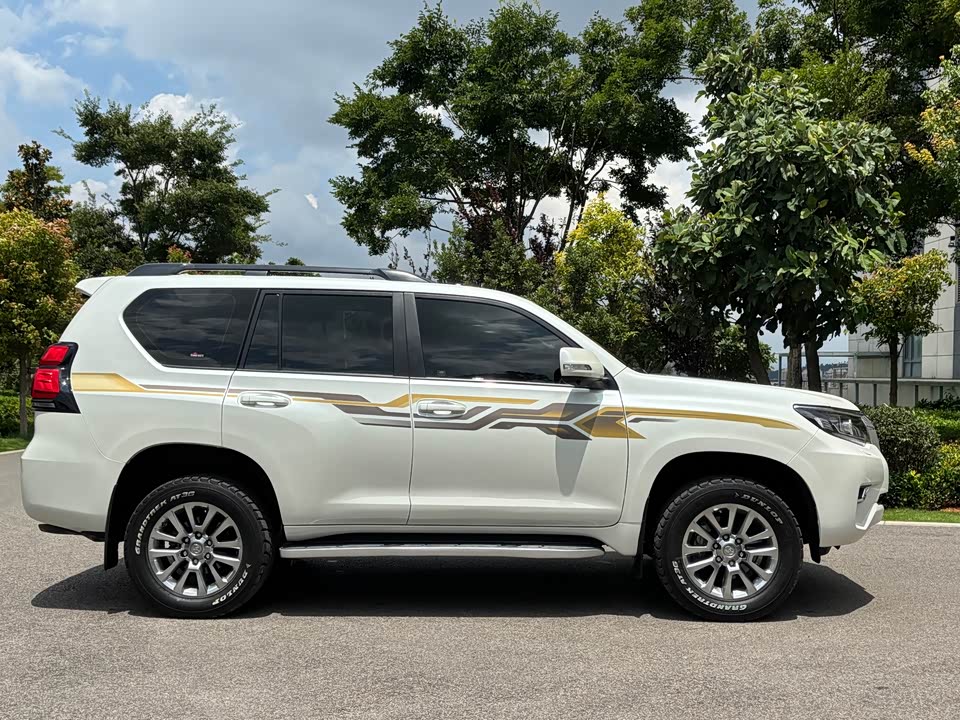 Toyota Prado