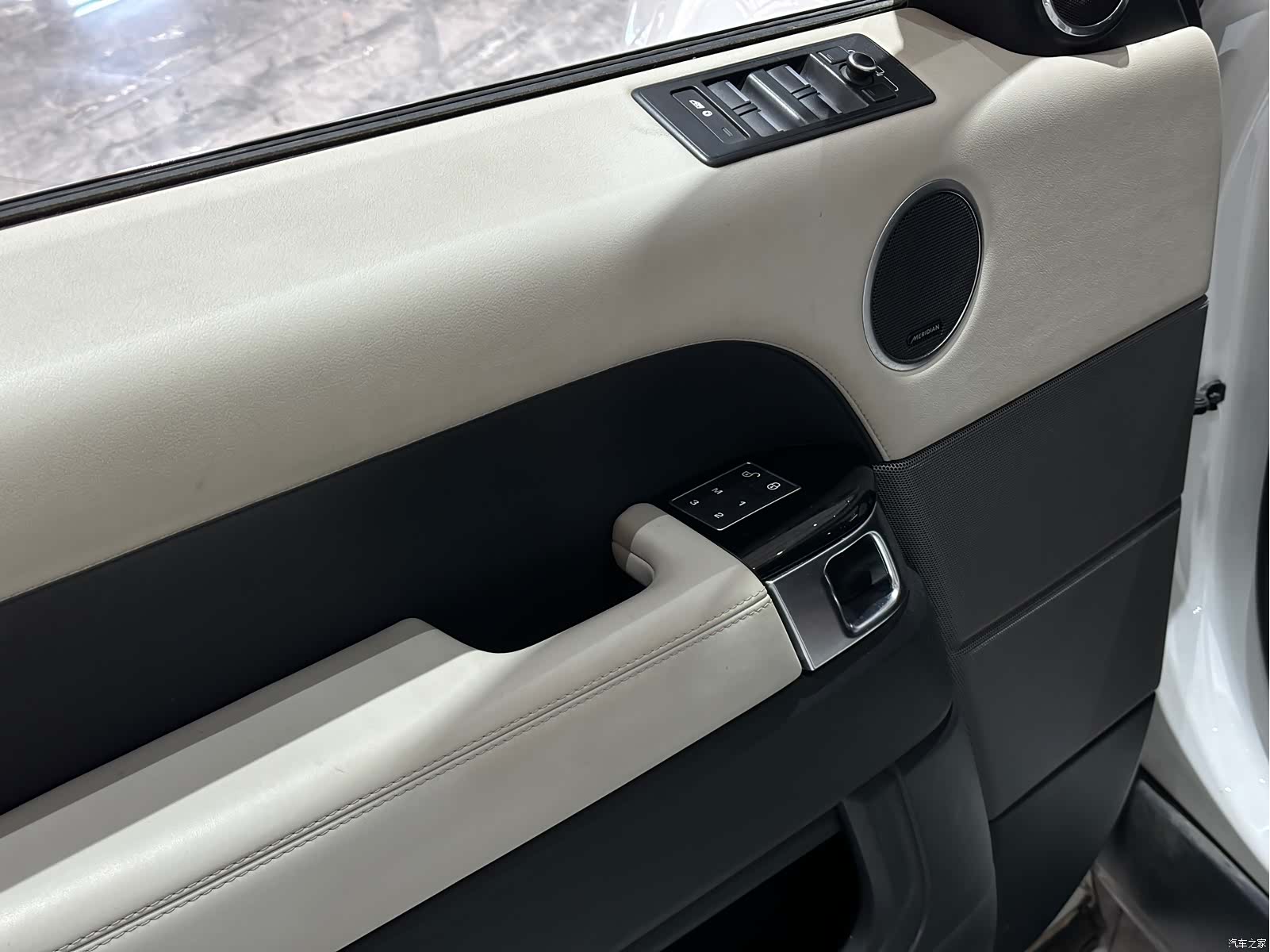 Land Rover Range Rover, 2016 10