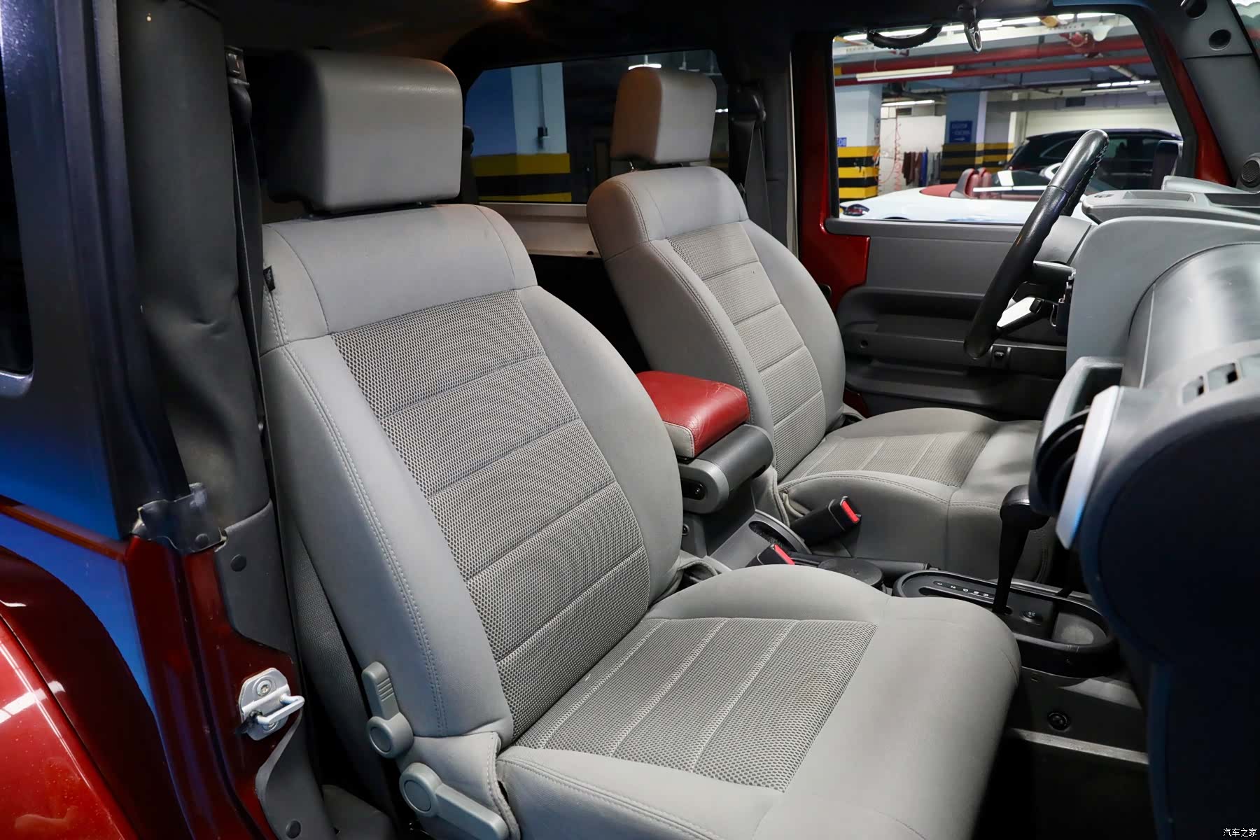 Jeep Wrangler, 2010 9