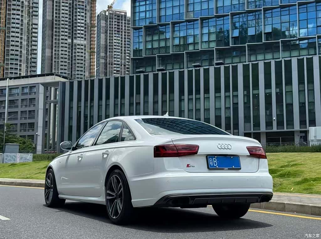 Audi S6, 2014 8