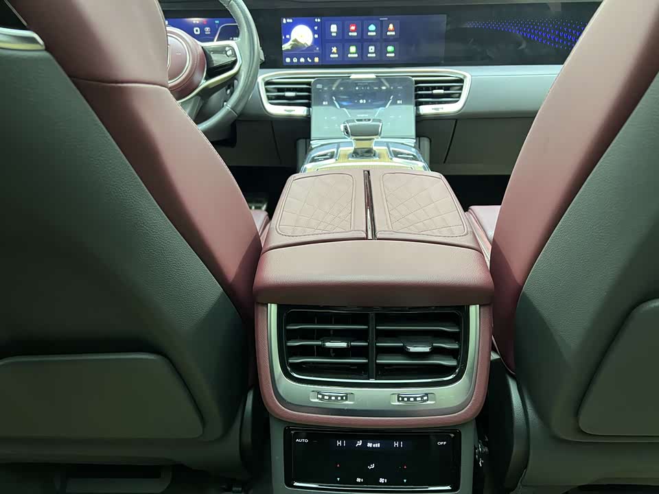 Hongqi E-HS9