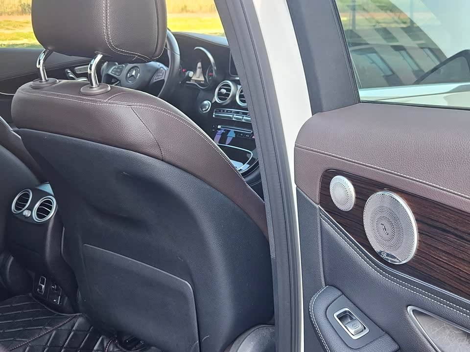 Mercedes-Benz GLC Mercedes-Benz GLC