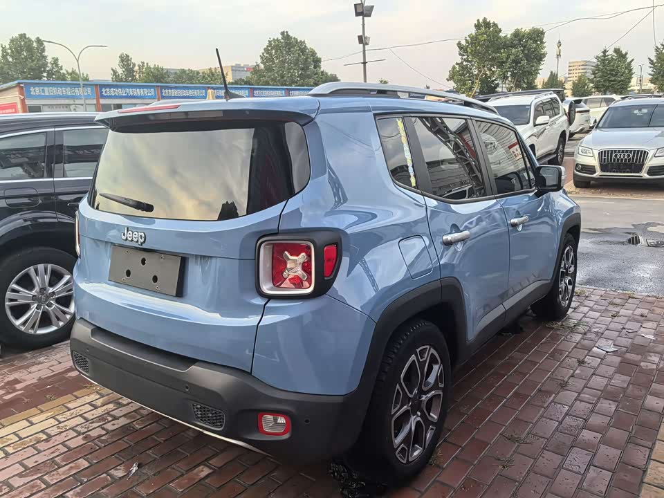Jeep Freeman