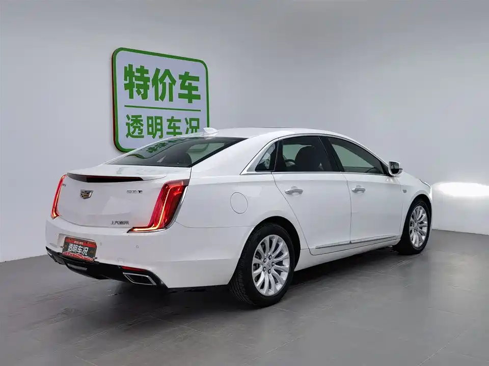 Cadillac XTS