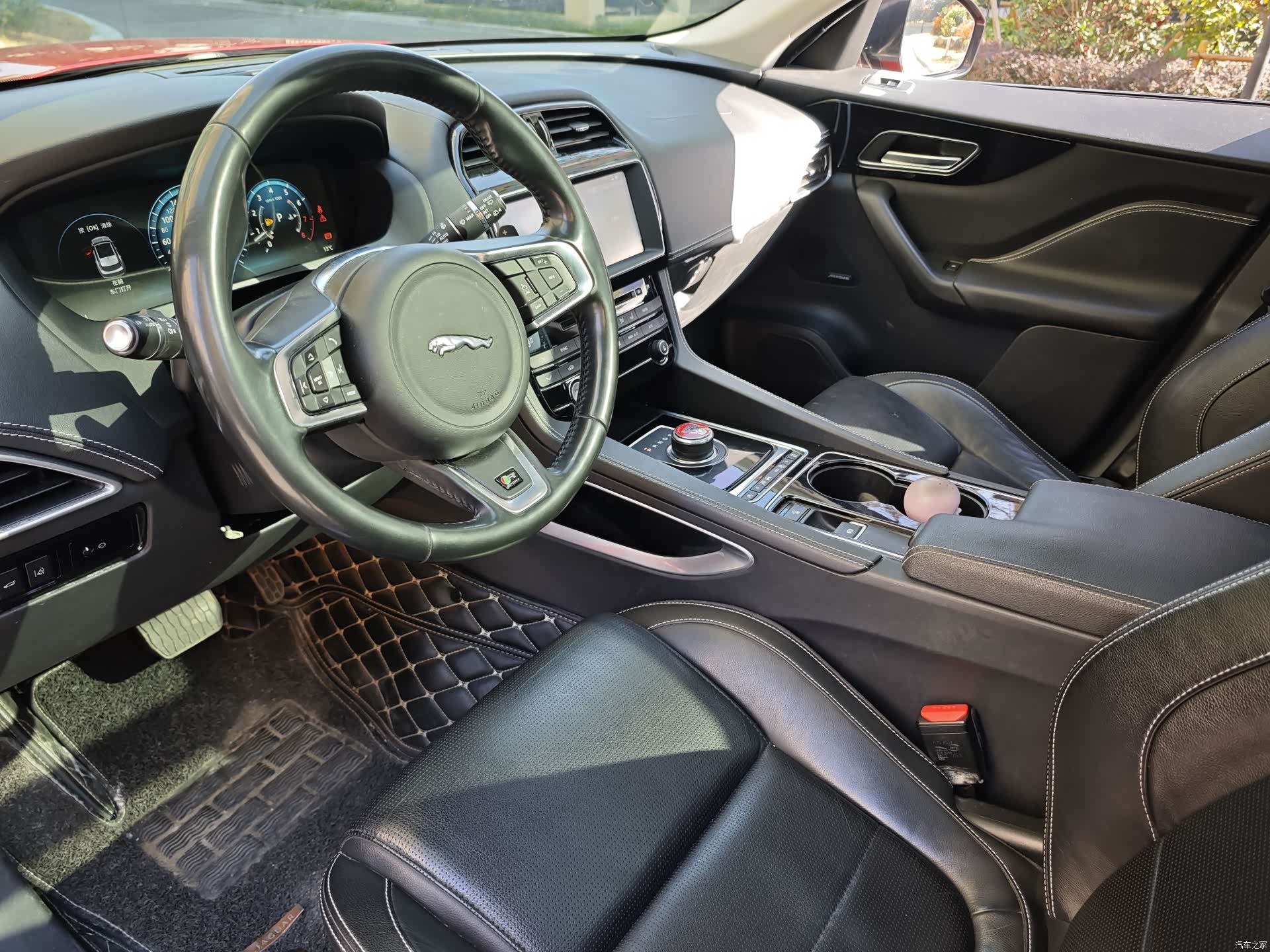 Jaguar F-PACE, 2017 13