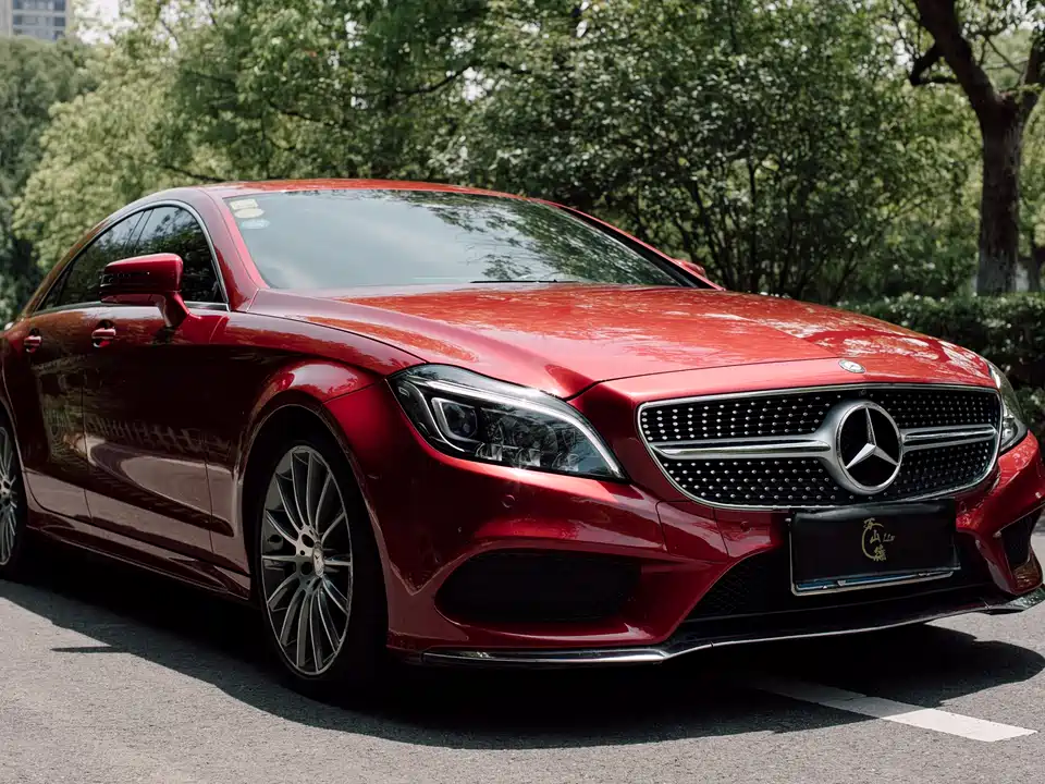Mercedes-Benz CLS Mercedes-Benz CLS