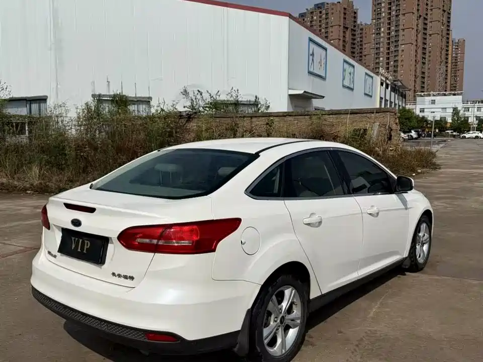 Ford Fox
