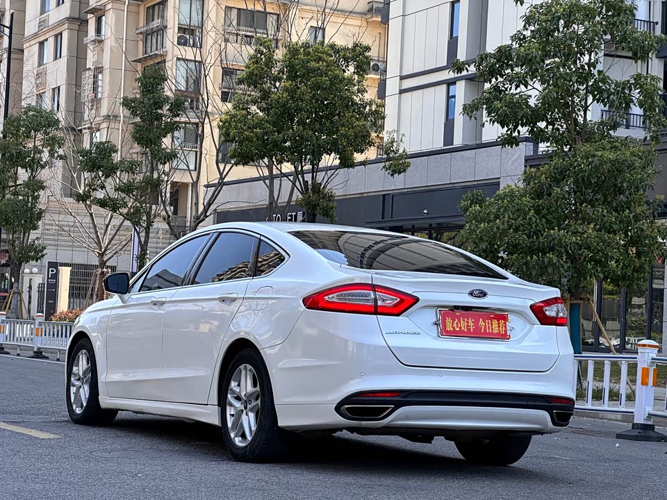 Ford Mondeo Ford Mondeo