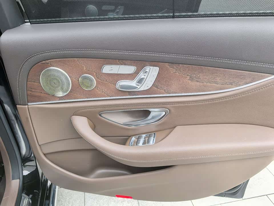 Mercedes-Benz E-class Mercedes-Benz E-class