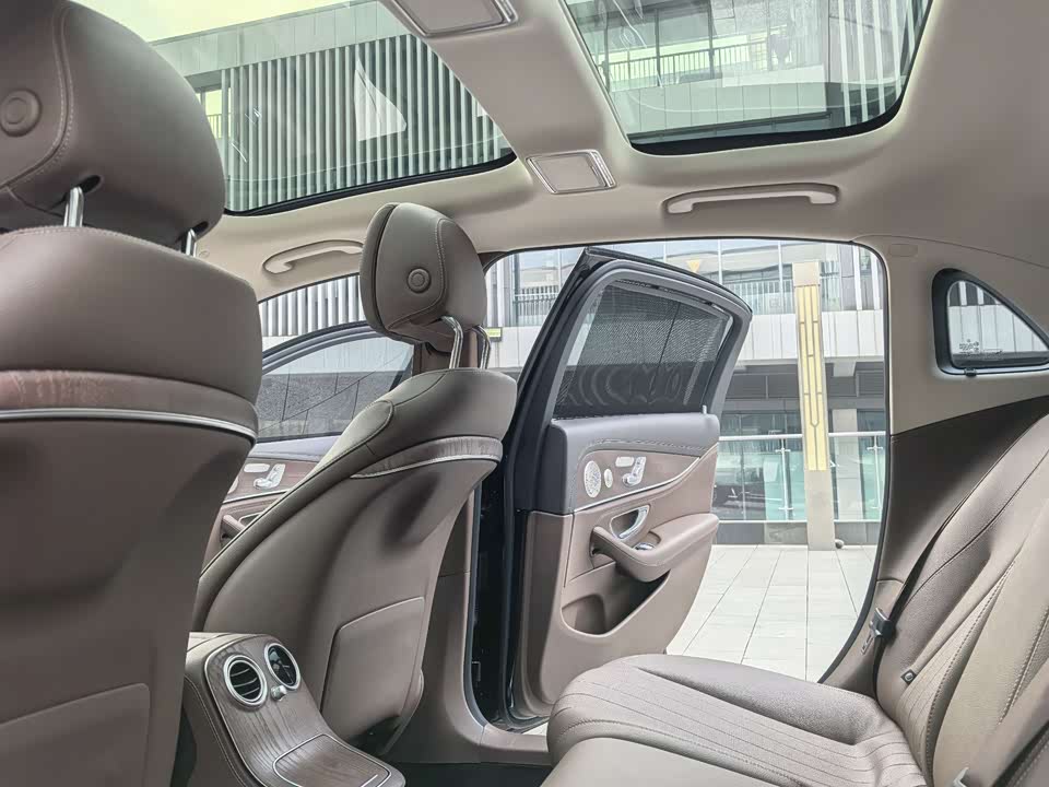 Mercedes-Benz E-class Mercedes-Benz E-class