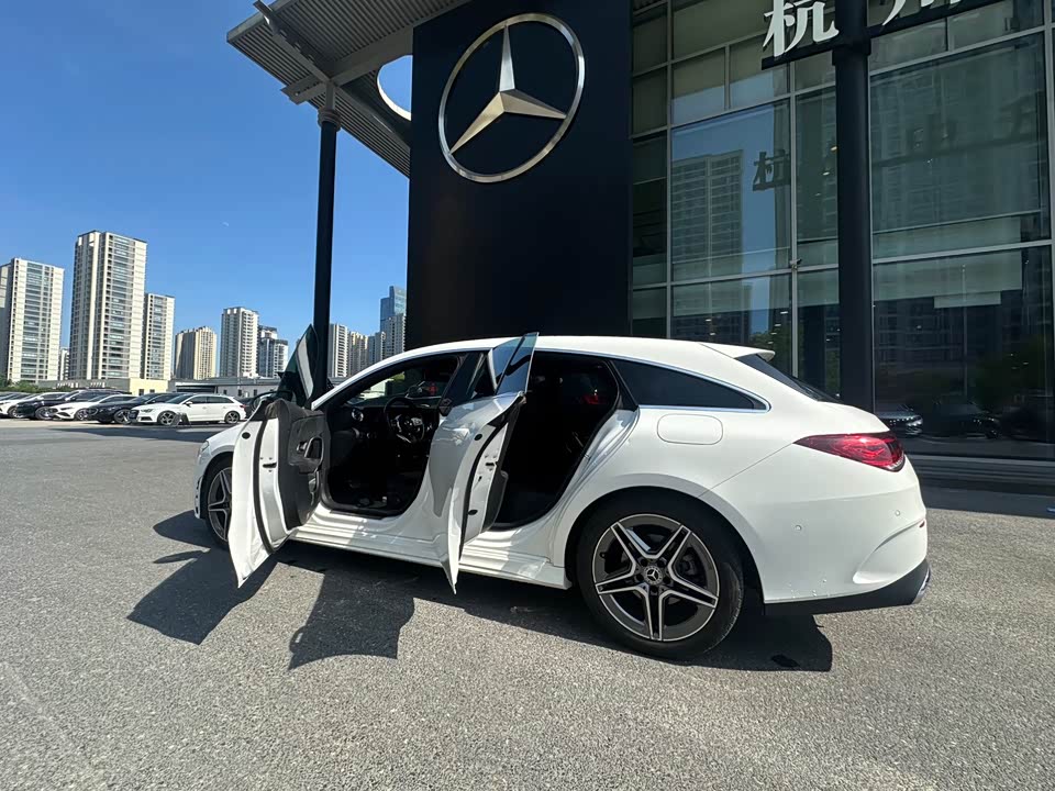 Mercedes-Benz CLA