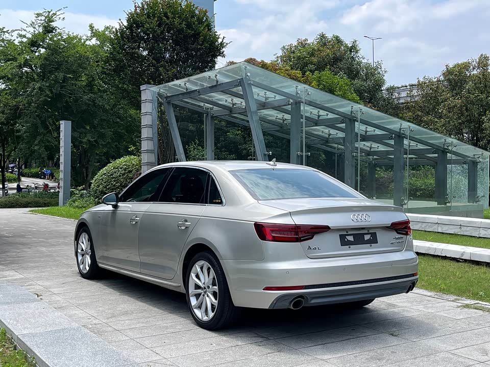 Audi A4L