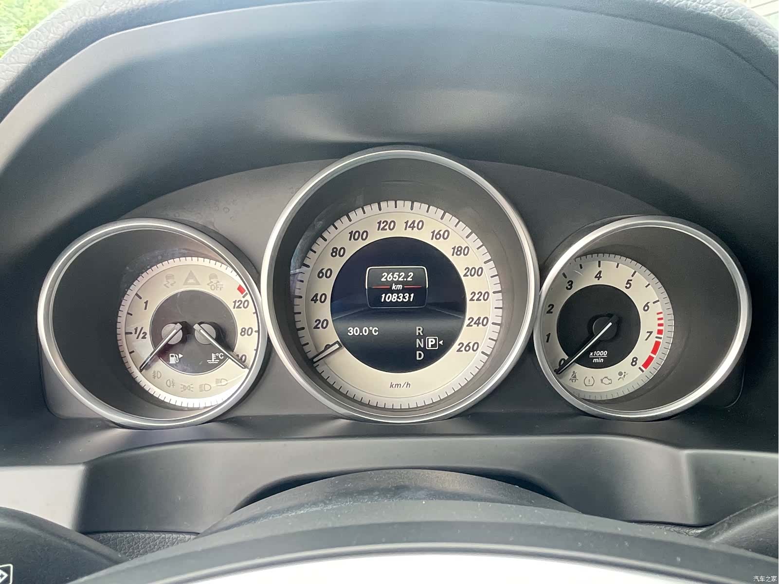 Mercedes-Benz E-Class, 2016 13