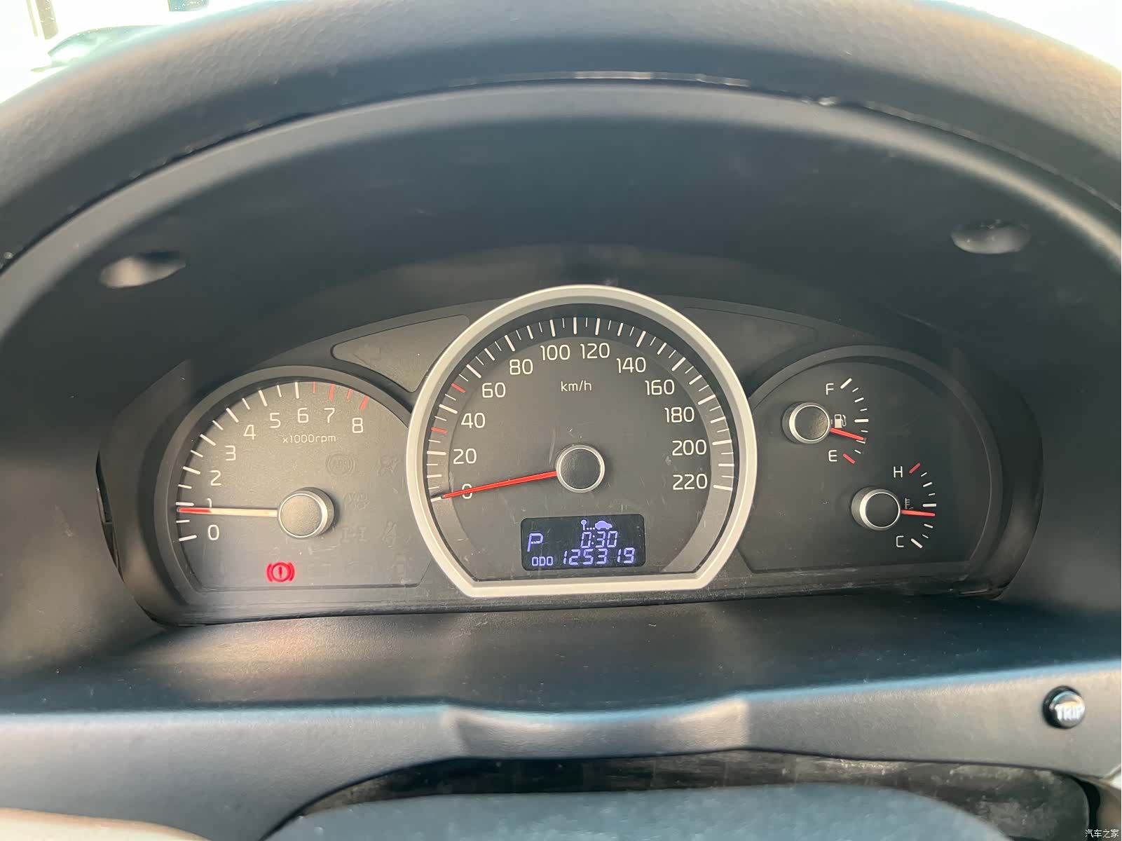 Kia GL, 2013 16