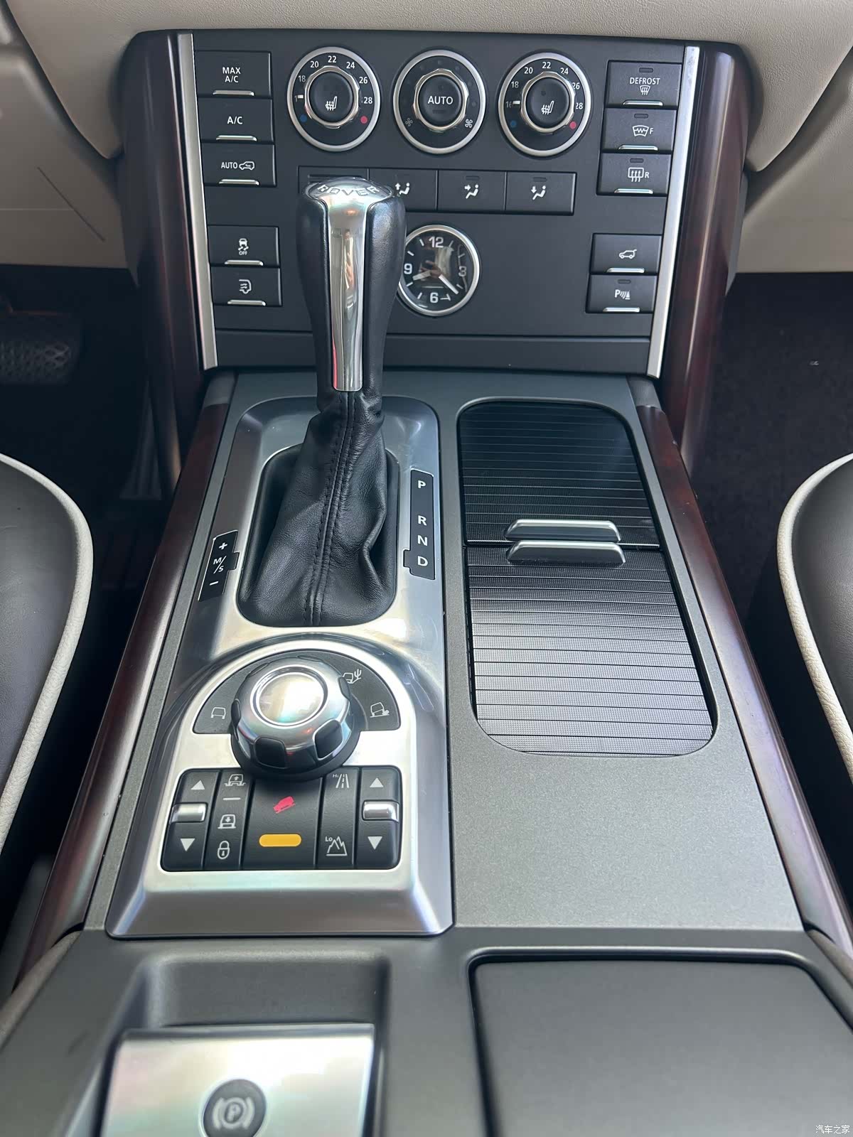 Land Rover Range Rover, 2012 17