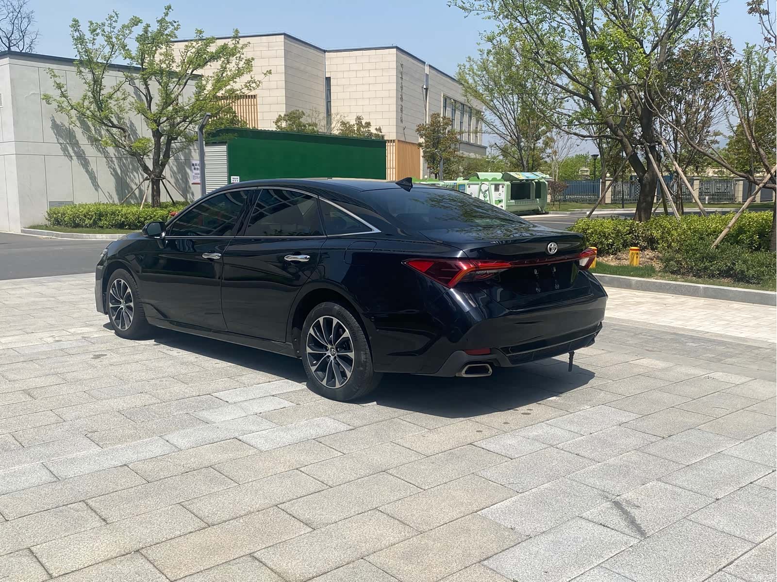 Toyota Avalon, 2022 все фото