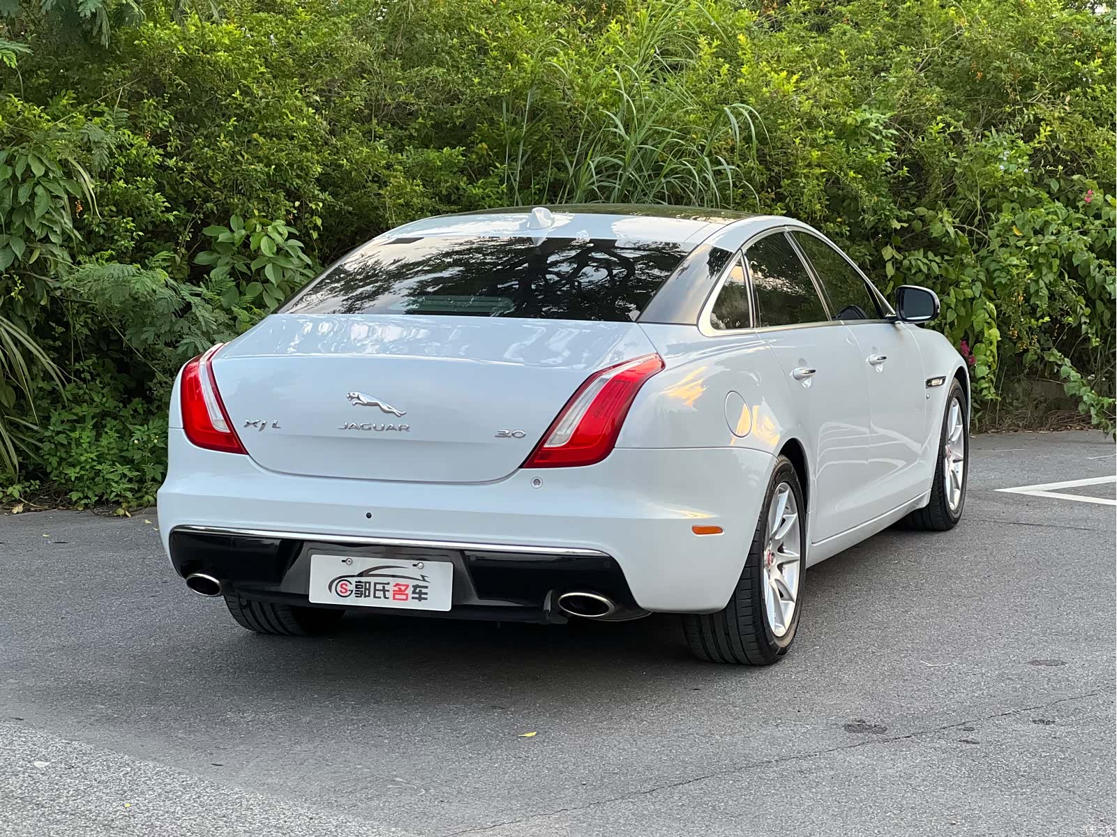 Jaguar XJ, 2016 4