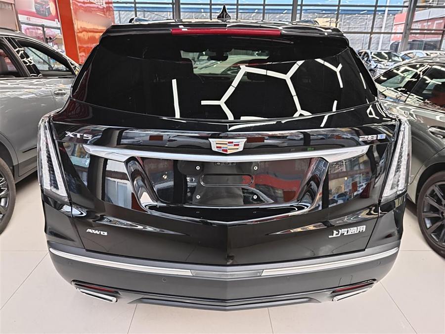 Cadidrack Cadillac XT5