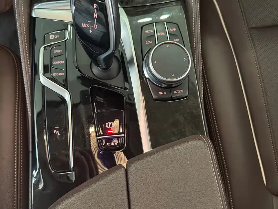 BMW 5 series BMW 5 series
