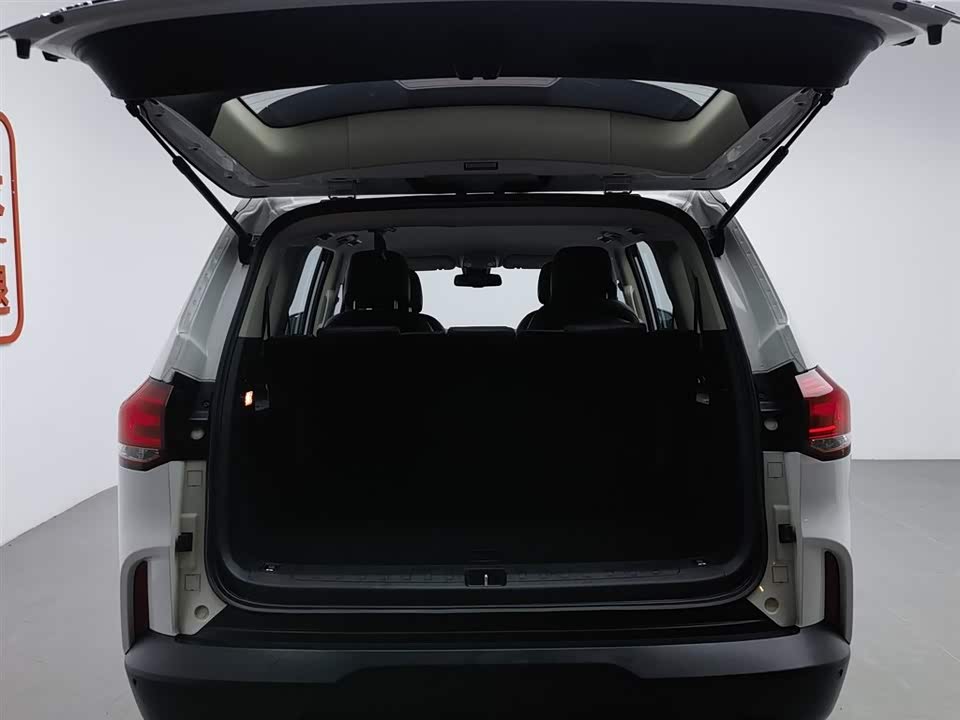 MAXUS D90 Pro MAXUS D90 Pro