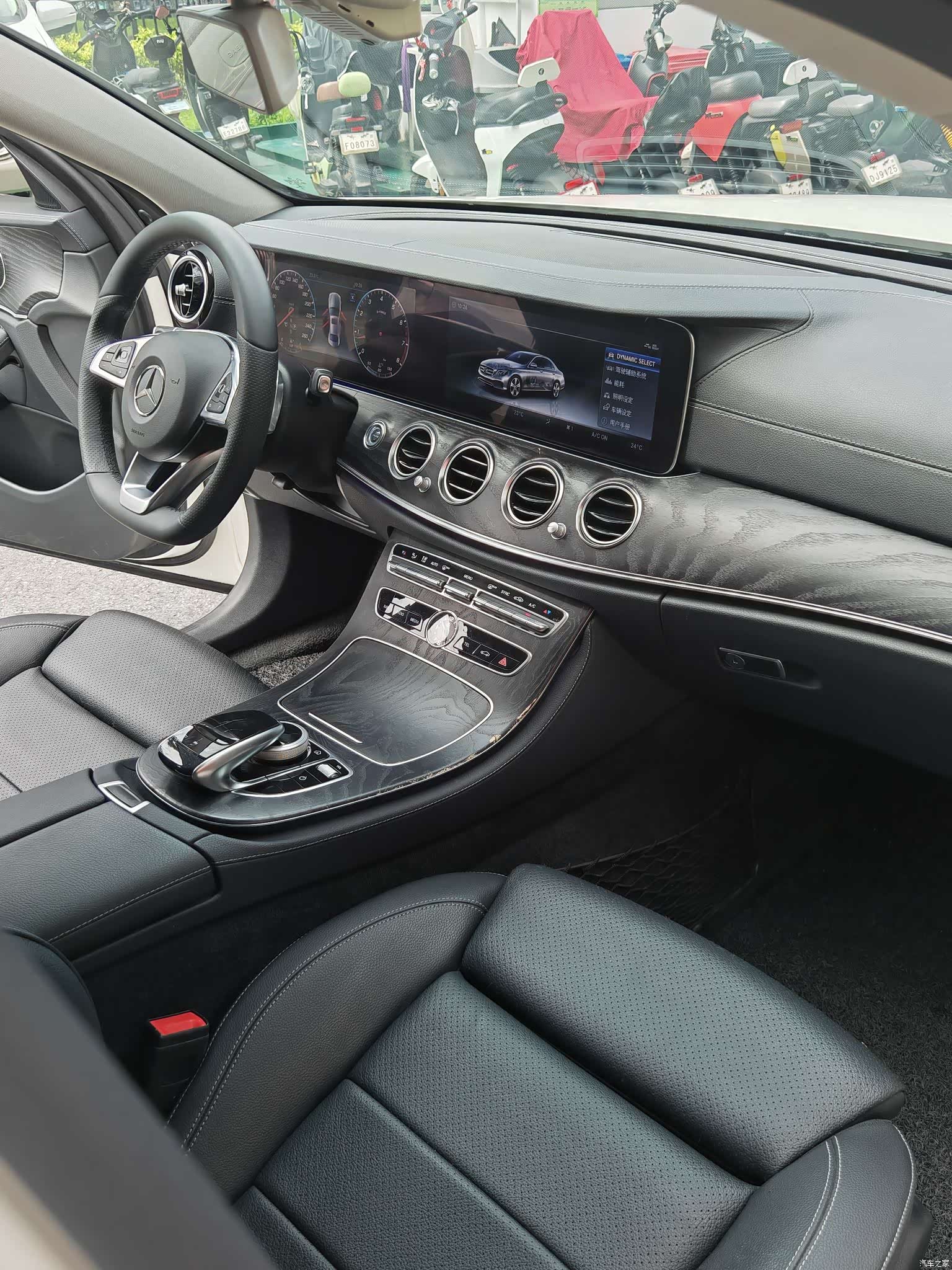 Mercedes-Benz E-Class, 2018 16