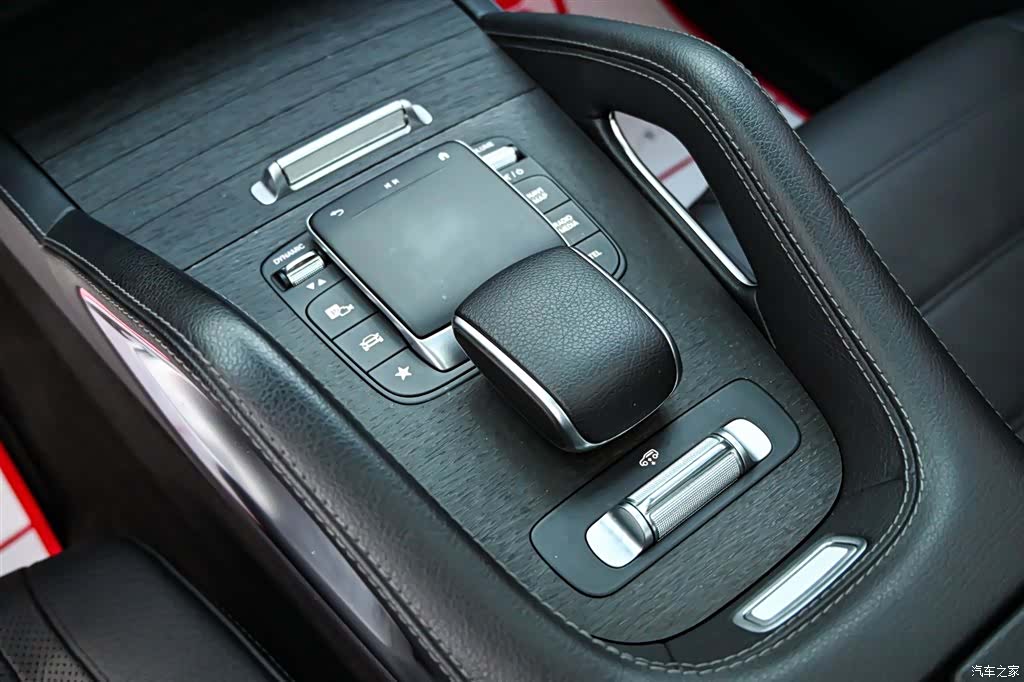 Mercedes-Benz GLS, 2023 16